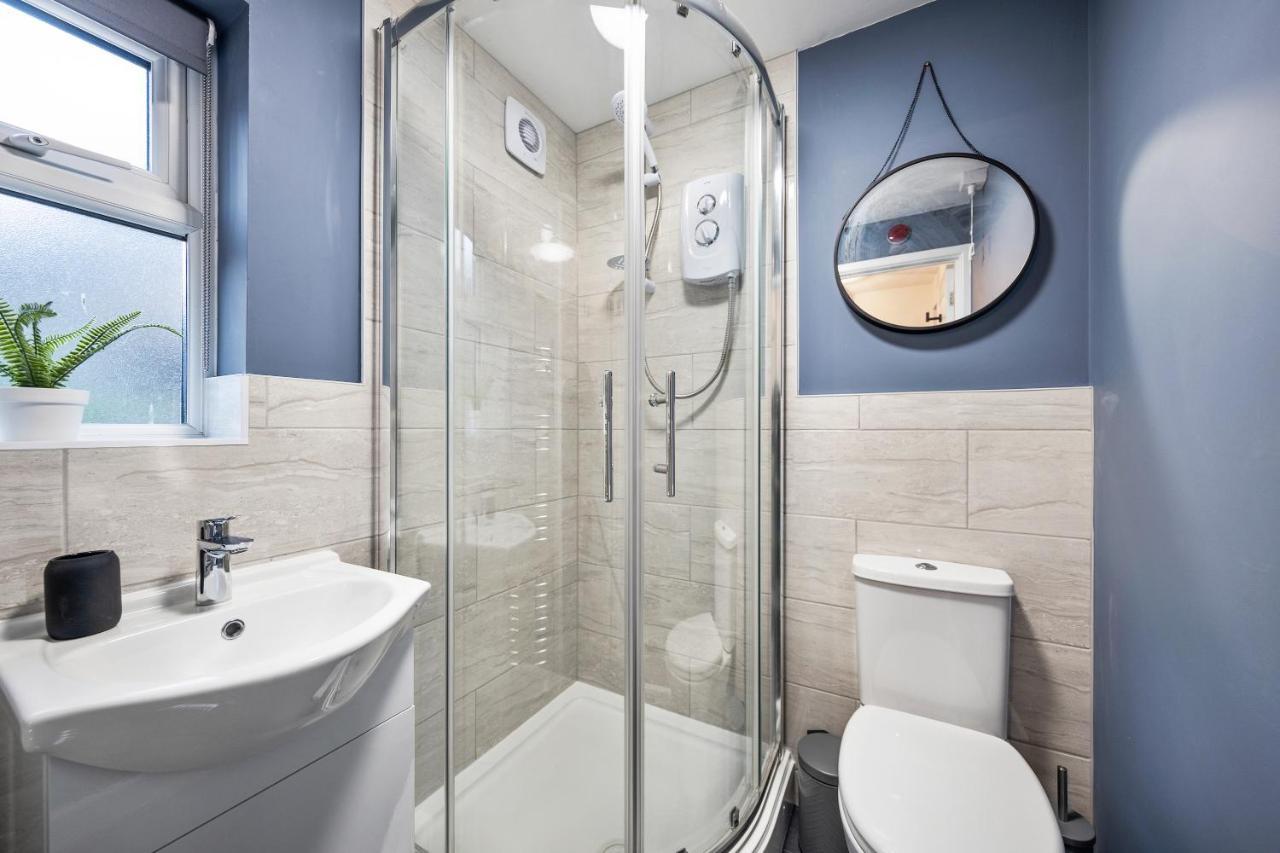 7 Bedroom House Ensuite Rooms, Fully Equipped Kitchen, Free Wifi, Tvs In All Rooms City Centre Close To A46 Inspire Homes Coventry Exteriér fotografie