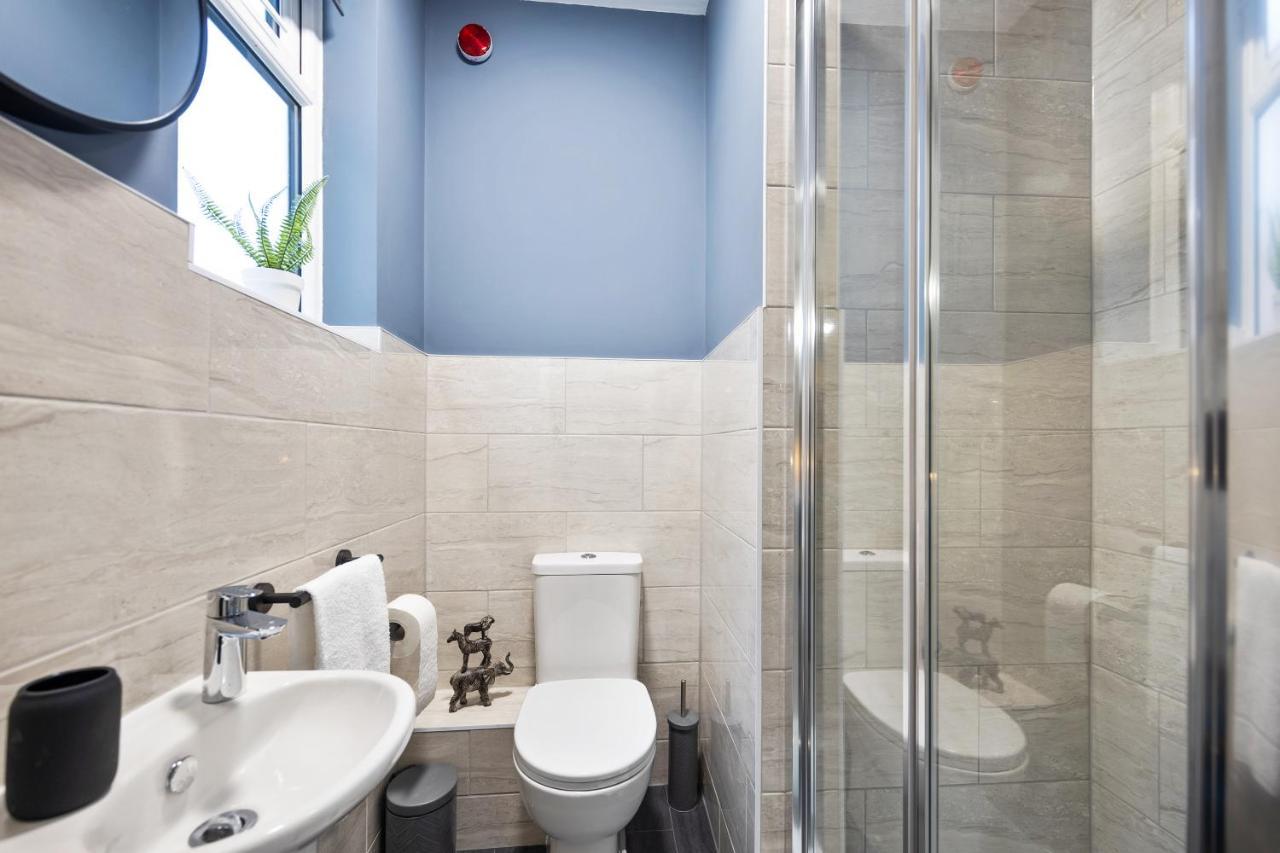 7 Bedroom House Ensuite Rooms, Fully Equipped Kitchen, Free Wifi, Tvs In All Rooms City Centre Close To A46 Inspire Homes Coventry Exteriér fotografie