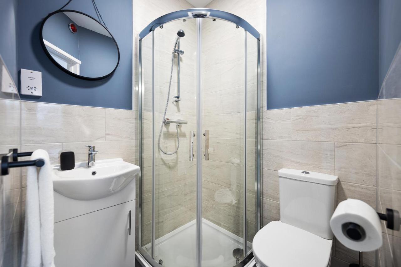 7 Bedroom House Ensuite Rooms, Fully Equipped Kitchen, Free Wifi, Tvs In All Rooms City Centre Close To A46 Inspire Homes Coventry Exteriér fotografie